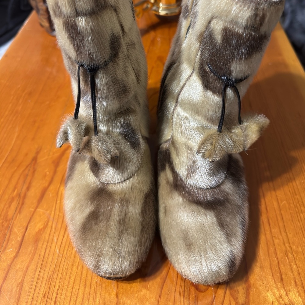 Pajar Brown tan Fur Ankle Boots size 7